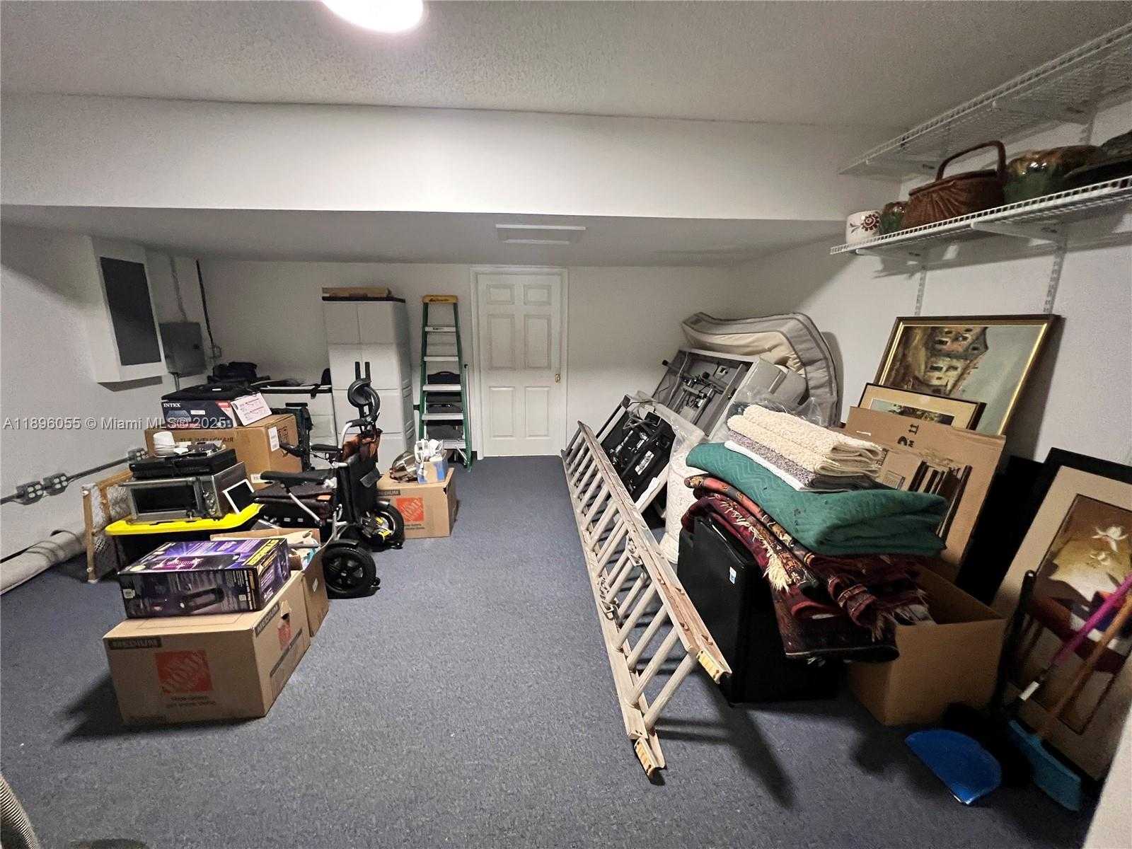 Small Image of 12247 SOUTH WEST 140TH ST, Miami Number 47