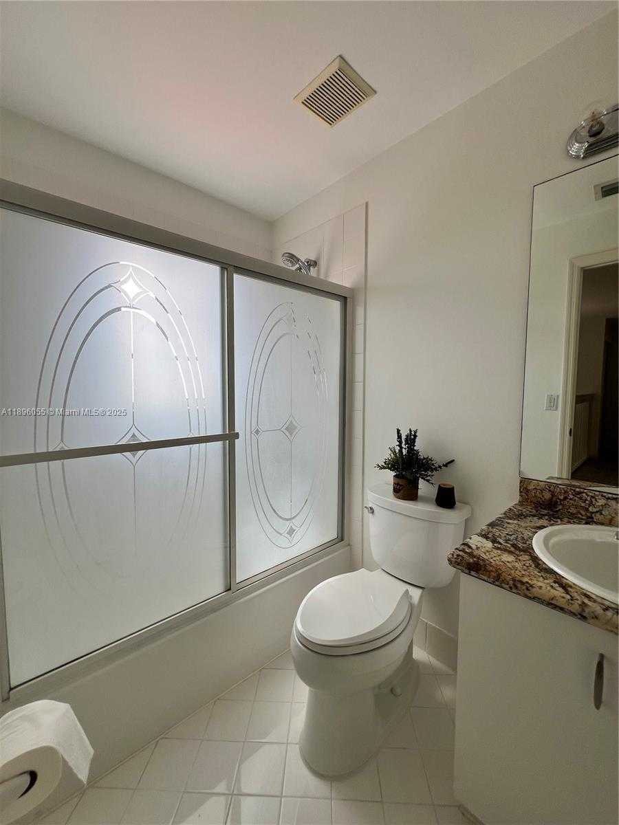 Small Image of 12247 SOUTH WEST 140TH ST, Miami Number 48