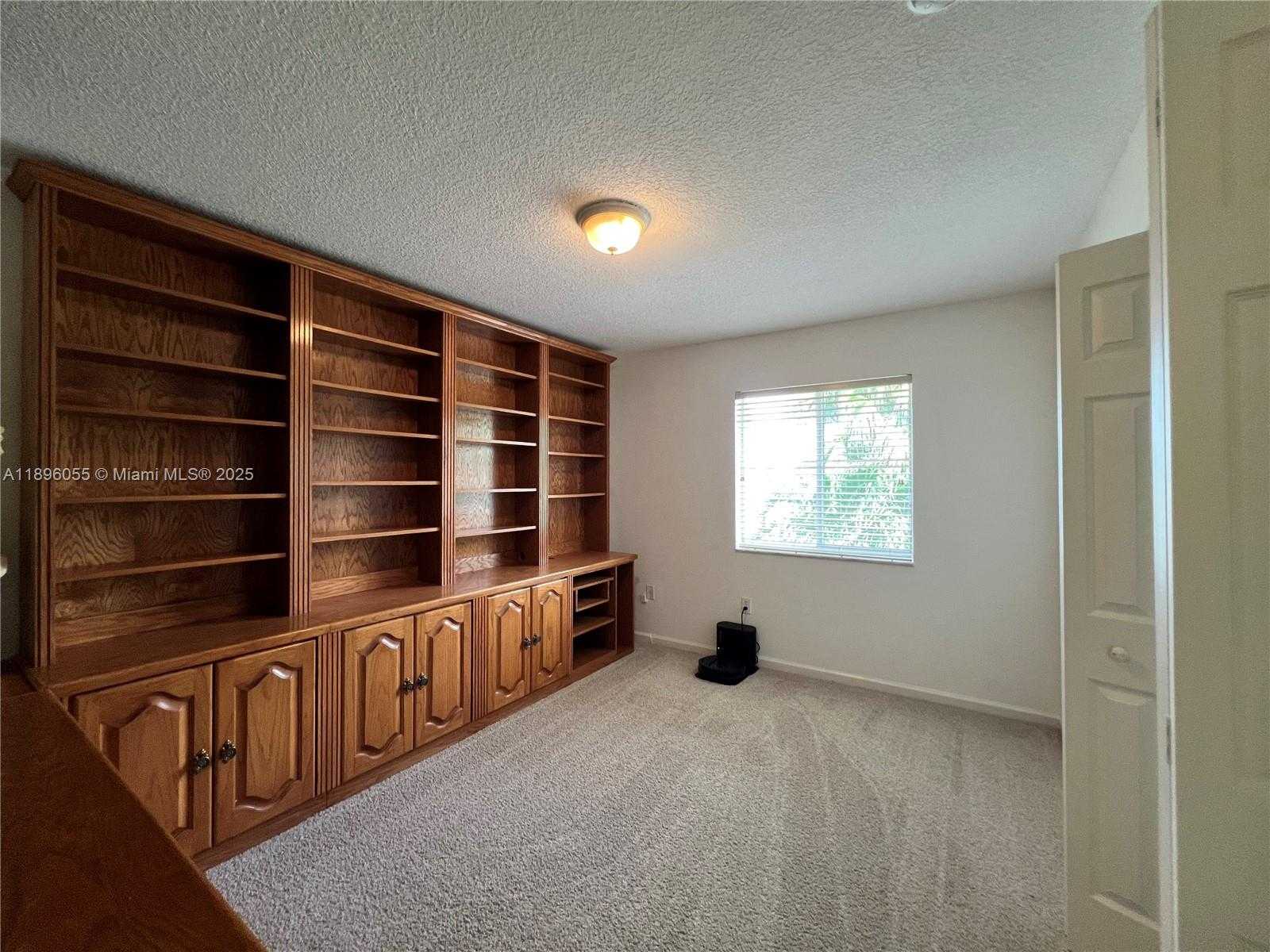 Small Image of 12247 SOUTH WEST 140TH ST, Miami Number 50