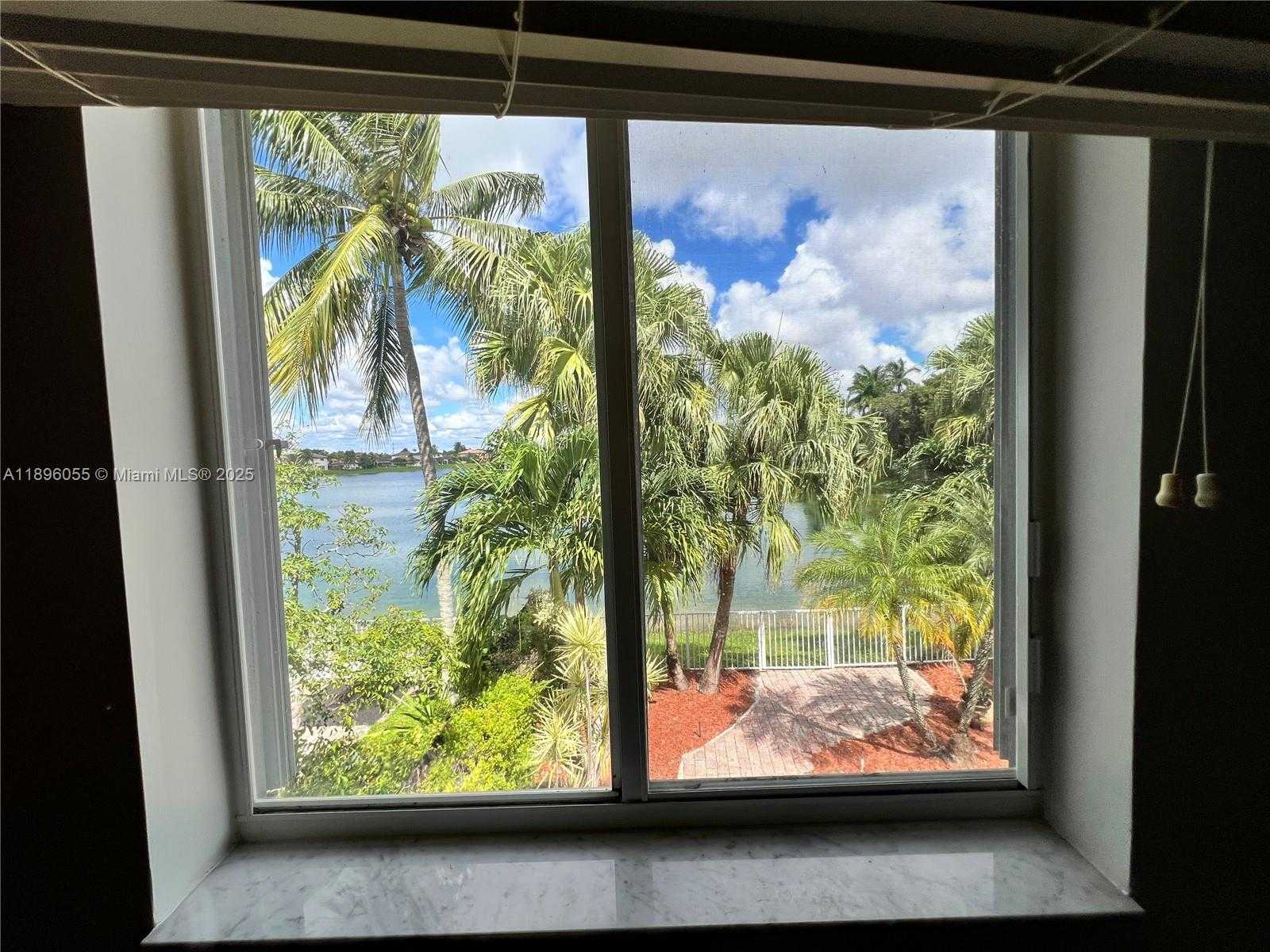 Small Image of 12247 SOUTH WEST 140TH ST, Miami Number 52