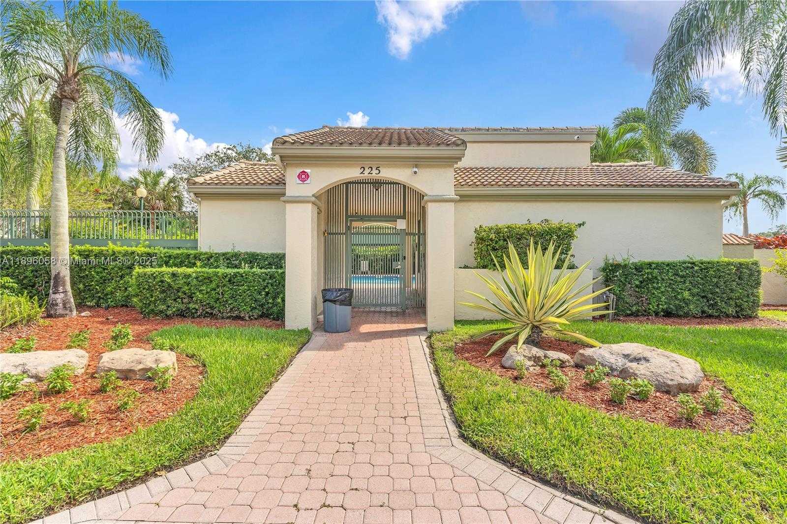 Small Image of 180 NORTH WEST 118TH DR, Coral Springs Number 23
