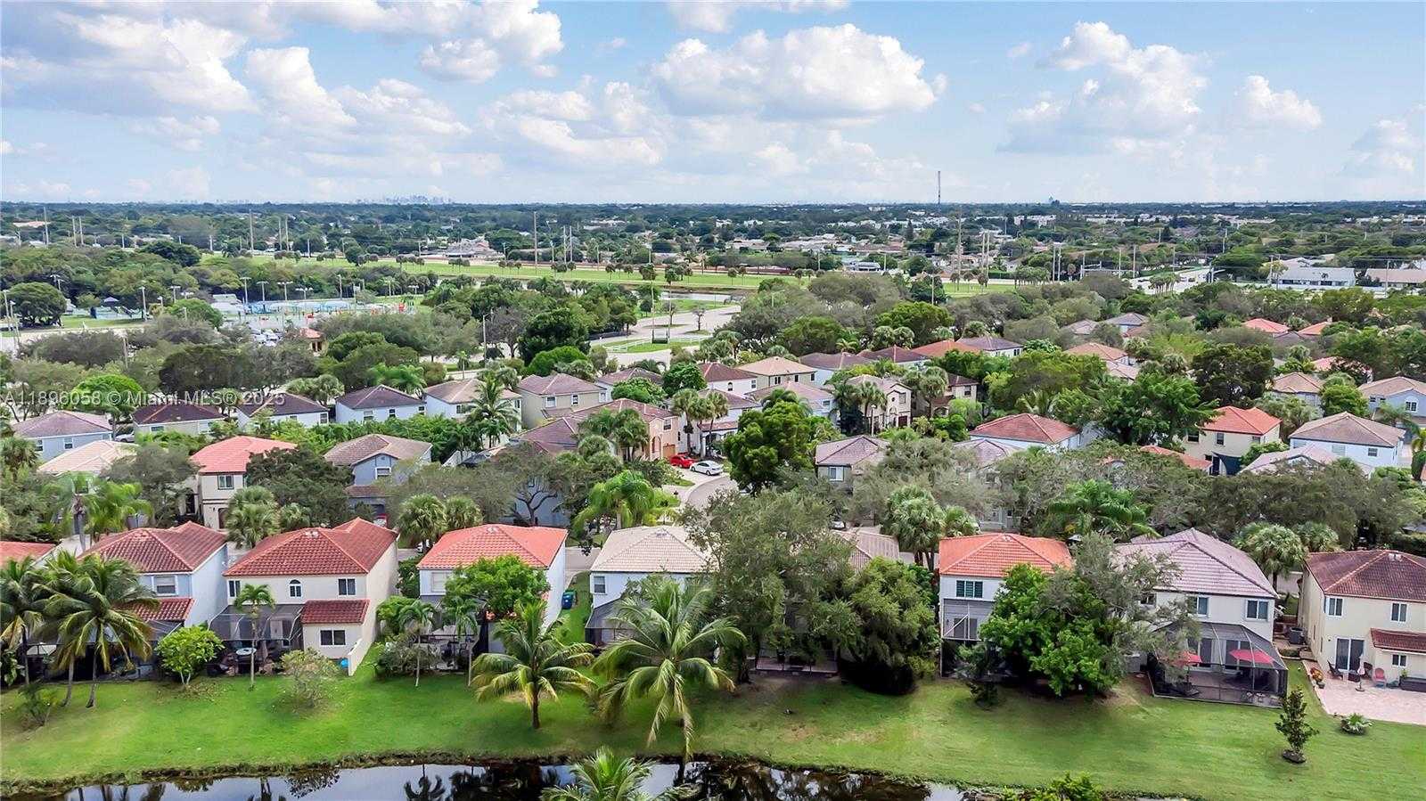 Small Image of 180 NORTH WEST 118TH DR, Coral Springs Number 28