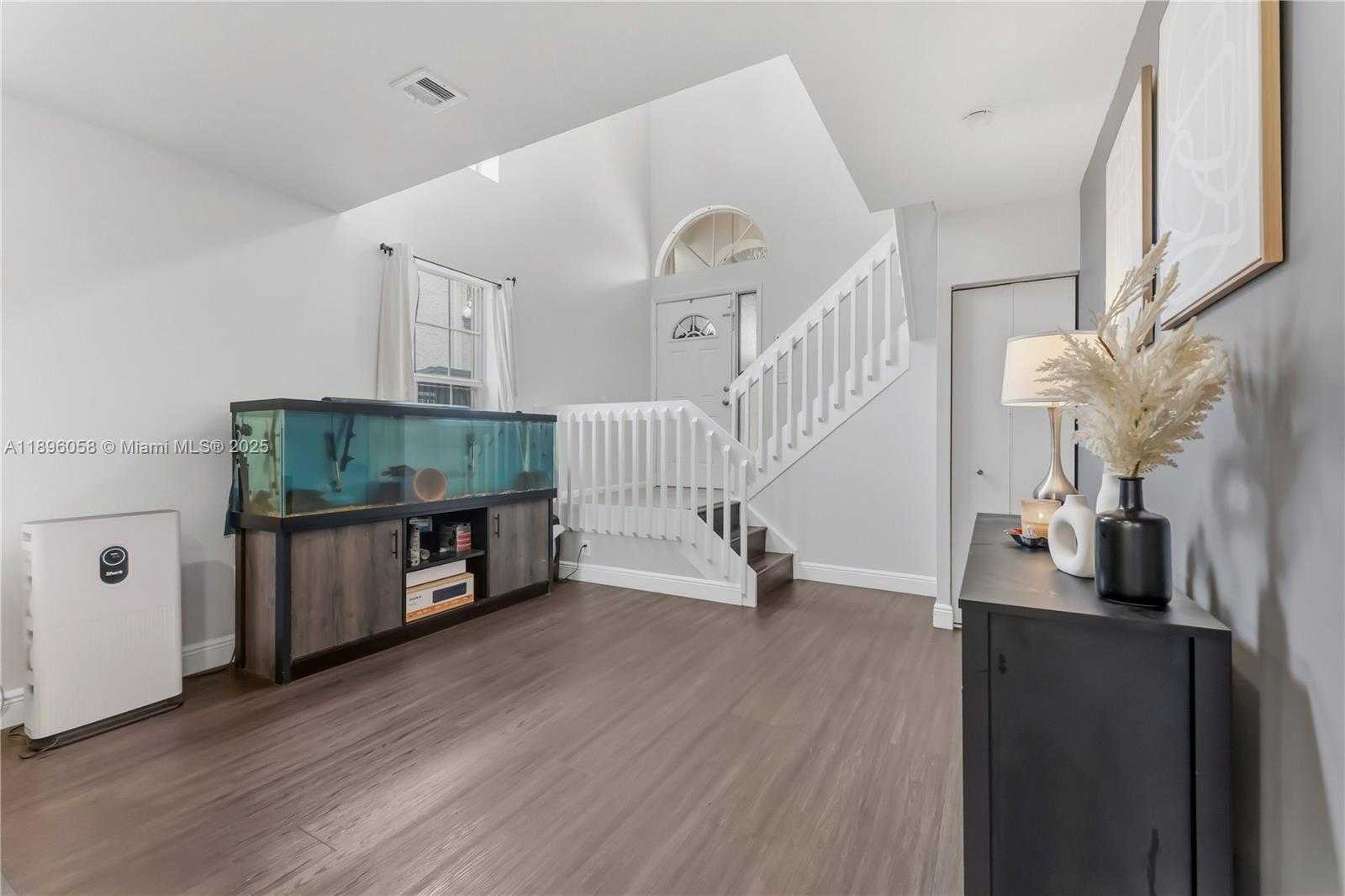 Small Image of 180 NORTH WEST 118TH DR, Coral Springs Number 3