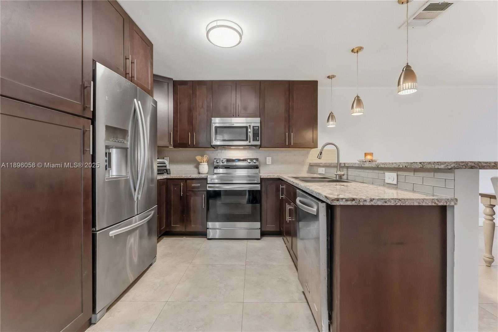 Small Image of 180 NORTH WEST 118TH DR, Coral Springs Number 9