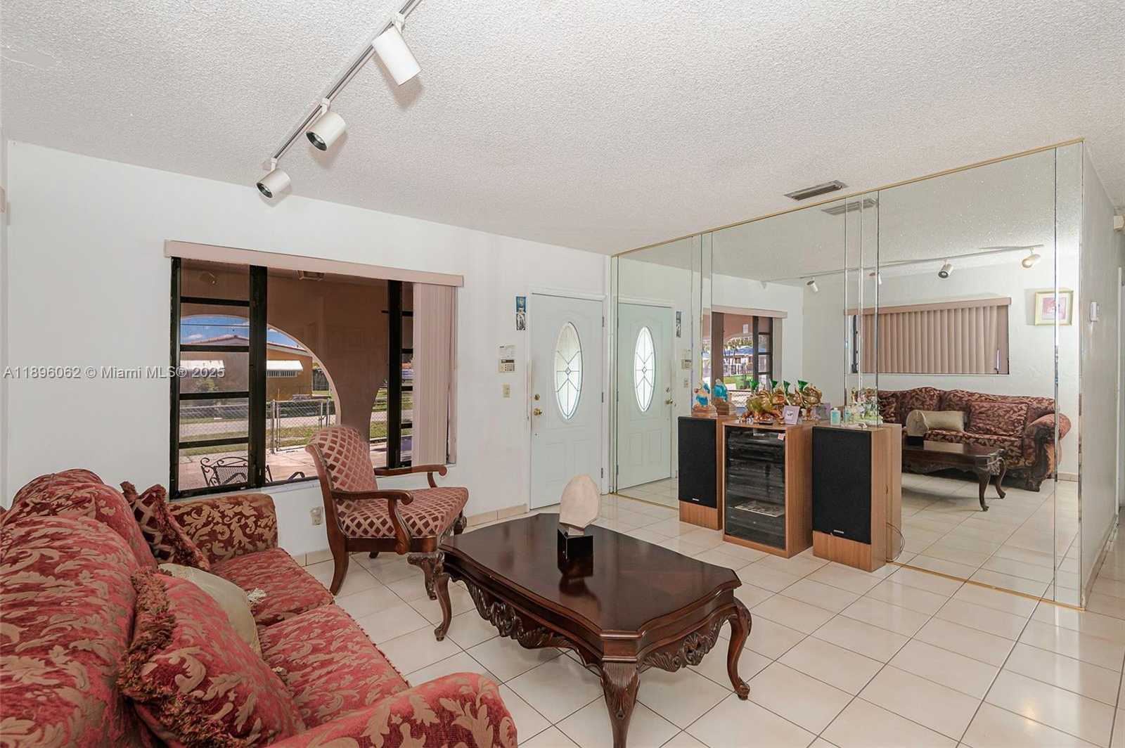 Small Image of 3920 WEST 3RD AVE, Hialeah Number 10