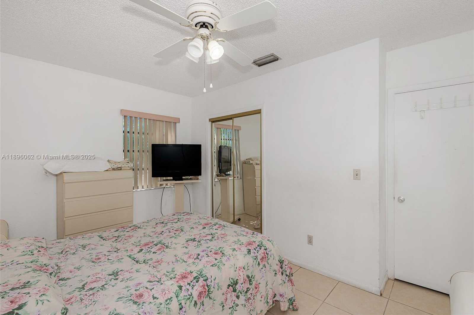 Small Image of 3920 WEST 3RD AVE, Hialeah Number 24