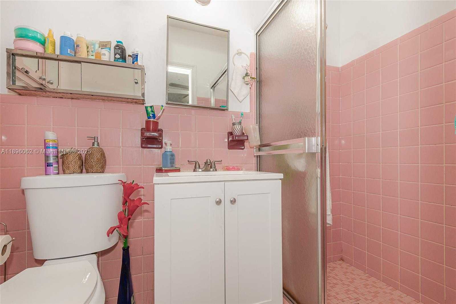 Small Image of 3920 WEST 3RD AVE, Hialeah Number 31