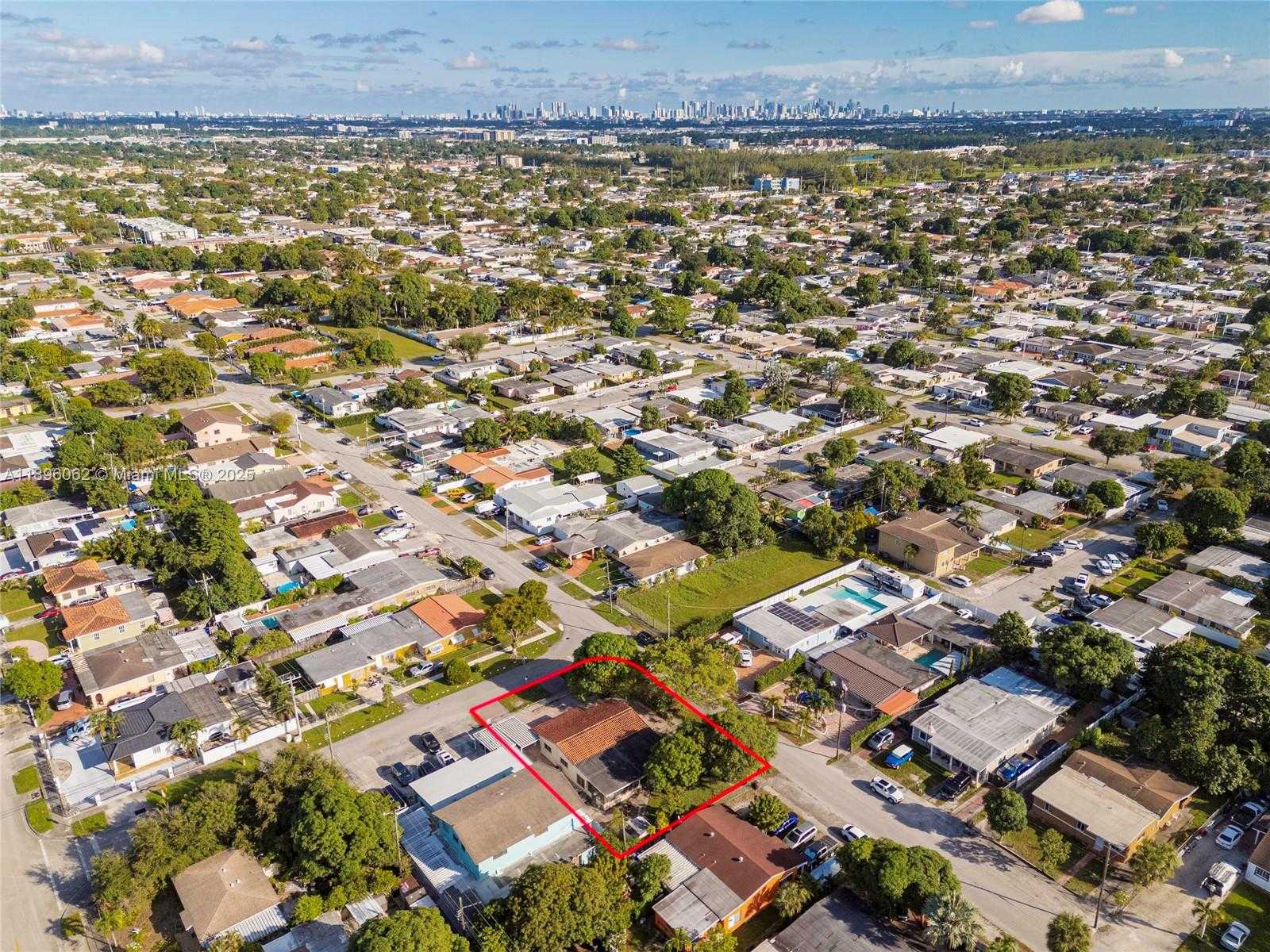 Small Image of 3920 WEST 3RD AVE, Hialeah Number 7