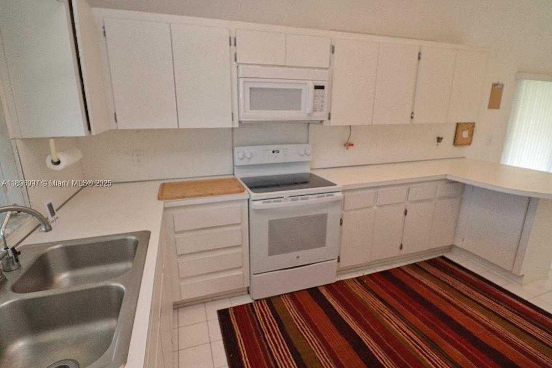 Small Image of 1351 NORTH WEST 114TH AVE, Pembroke Pines Number 10