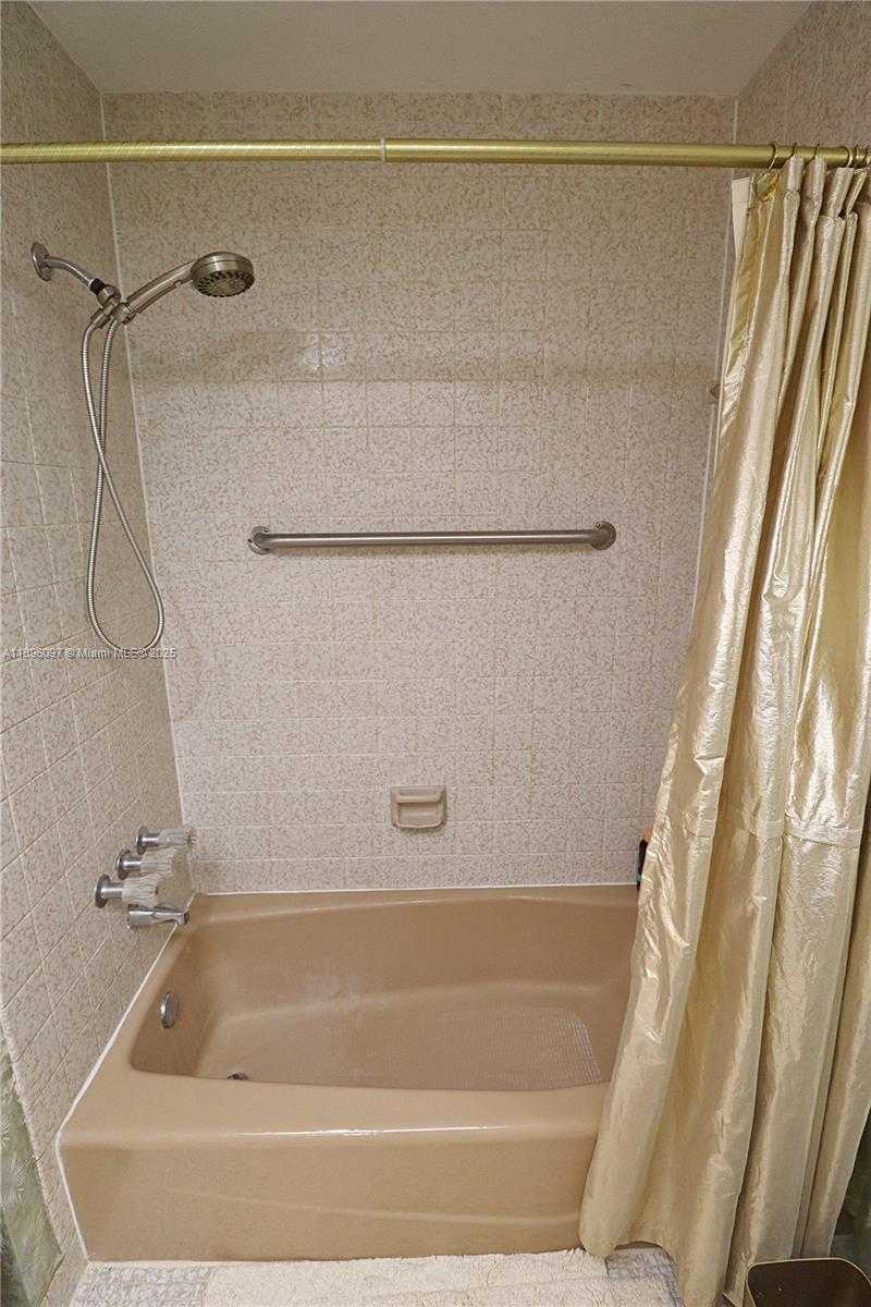 Small Image of 1351 NORTH WEST 114TH AVE, Pembroke Pines Number 24
