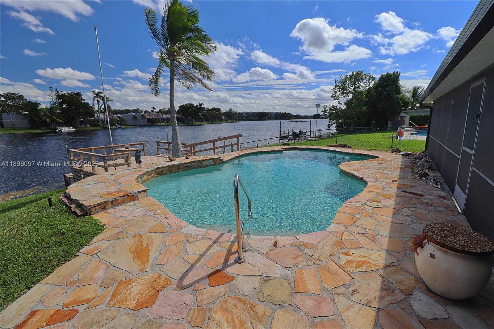 Small Image of 1351 NORTH WEST 114TH AVE, Pembroke Pines Number 29
