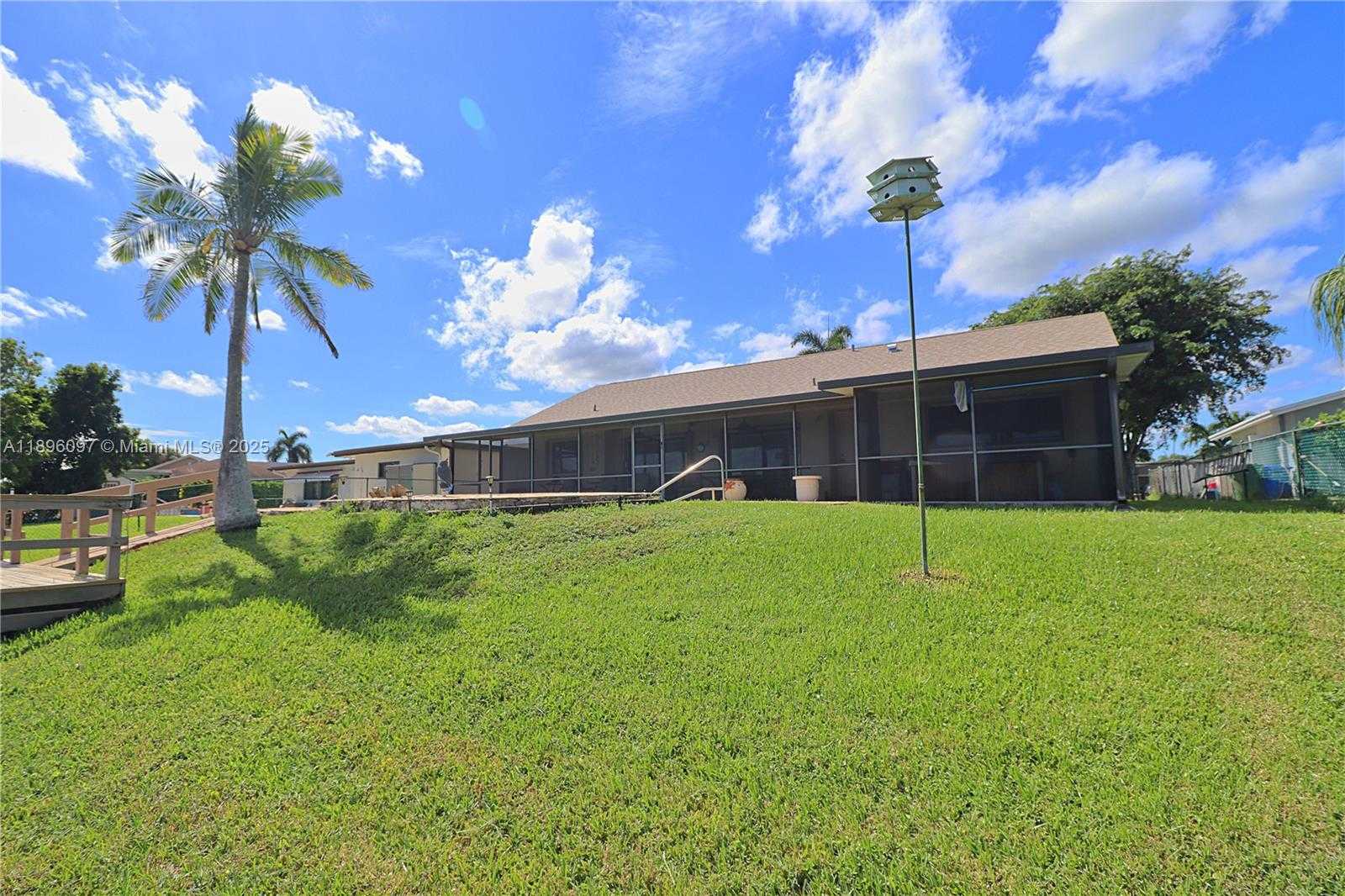 Small Image of 1351 NORTH WEST 114TH AVE, Pembroke Pines Number 37
