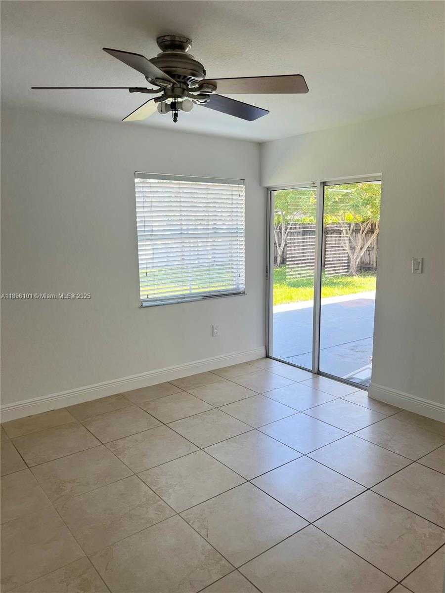 Small Image of 11371 SOUTH WEST 246TH TER, Homestead Number 15