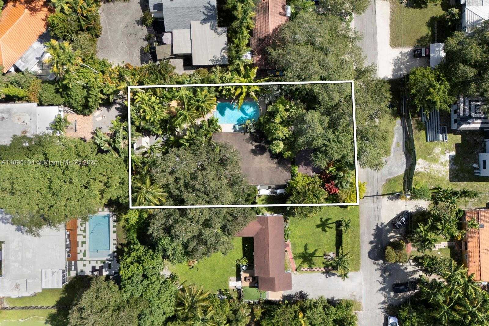 Small Image of 1107 NORTH EAST 118TH ST, Biscayne Park Number 35