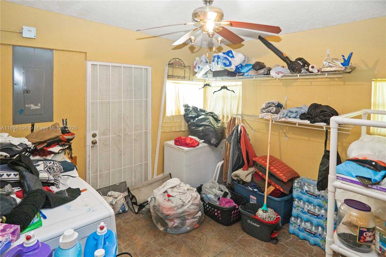 Small Image of 811 NORTH WEST 196TH TER, Miami Gardens Number 11