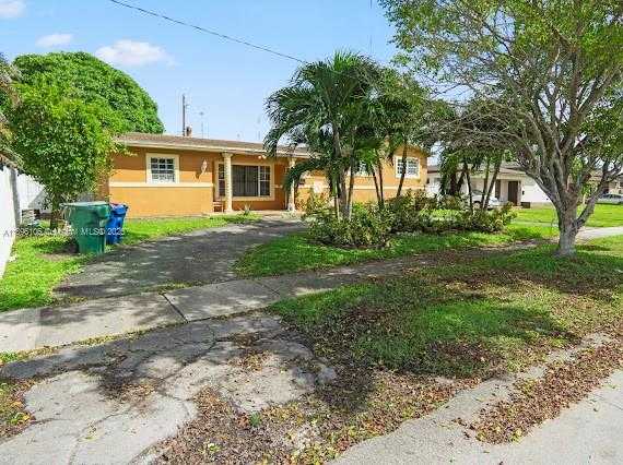 Small Image of 811 NORTH WEST 196TH TER, Miami Gardens Number 36
