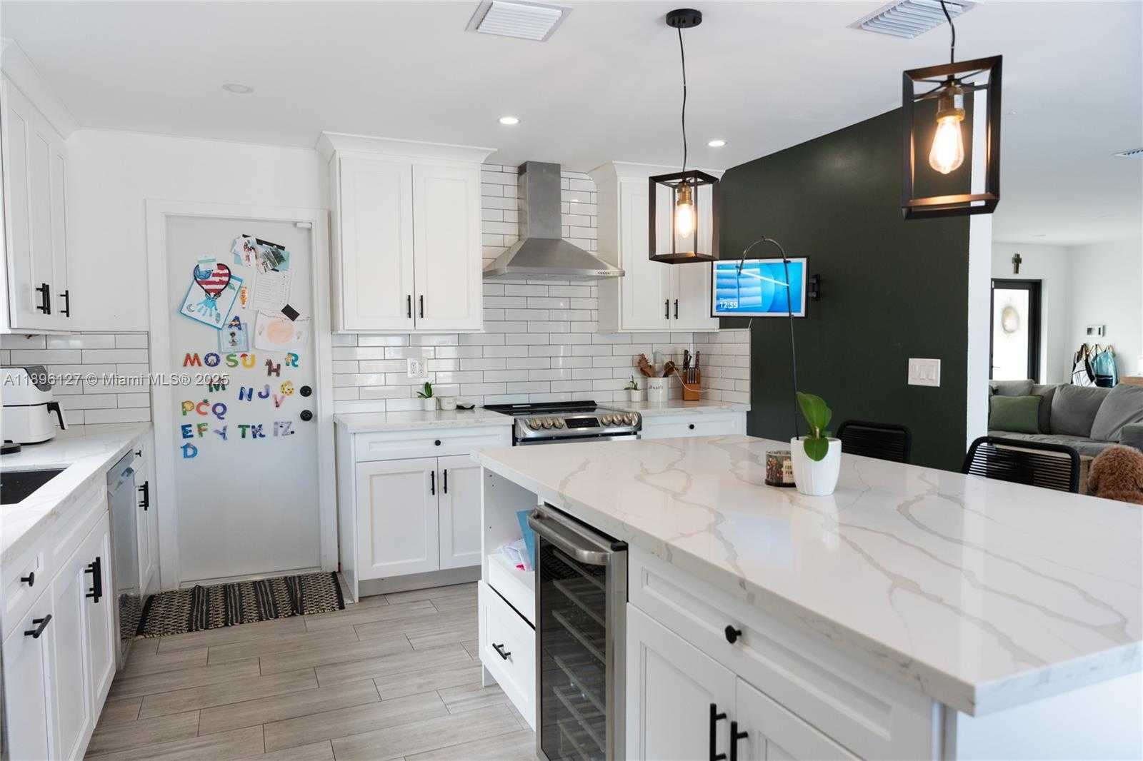 Small Image of 8895 SOUTH WEST 197TH TER, Cutler Bay Number 10
