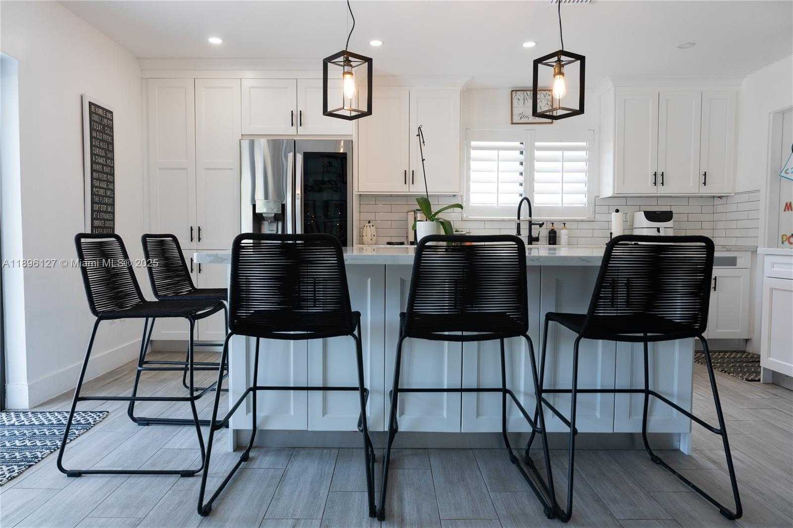 Small Image of 8895 SOUTH WEST 197TH TER, Cutler Bay Number 11