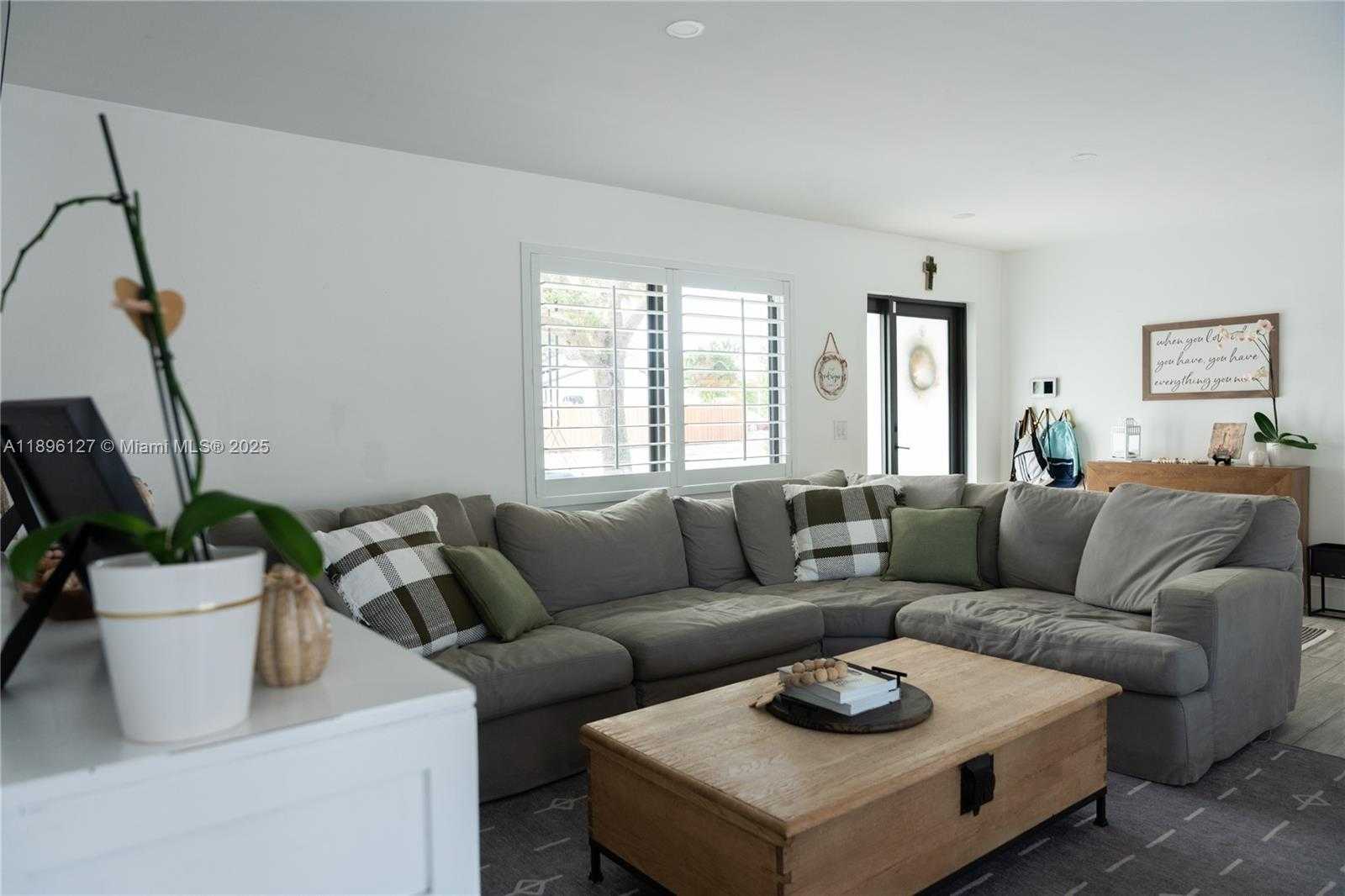 Small Image of 8895 SOUTH WEST 197TH TER, Cutler Bay Number 20