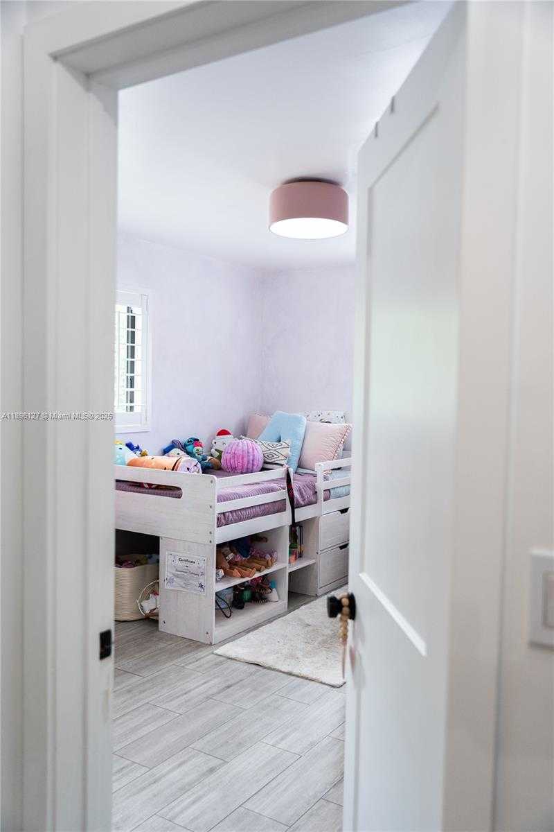 Small Image of 8895 SOUTH WEST 197TH TER, Cutler Bay Number 30