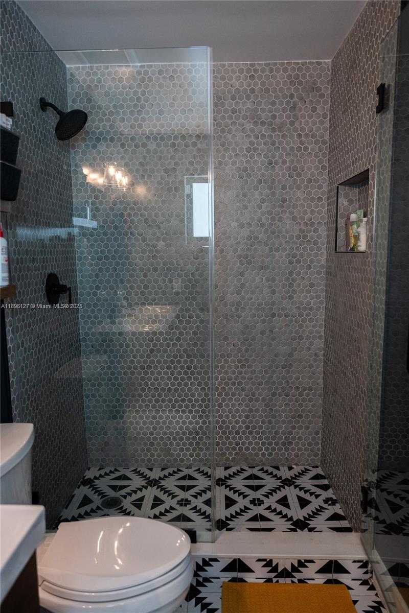 Small Image of 8895 SOUTH WEST 197TH TER, Cutler Bay Number 52
