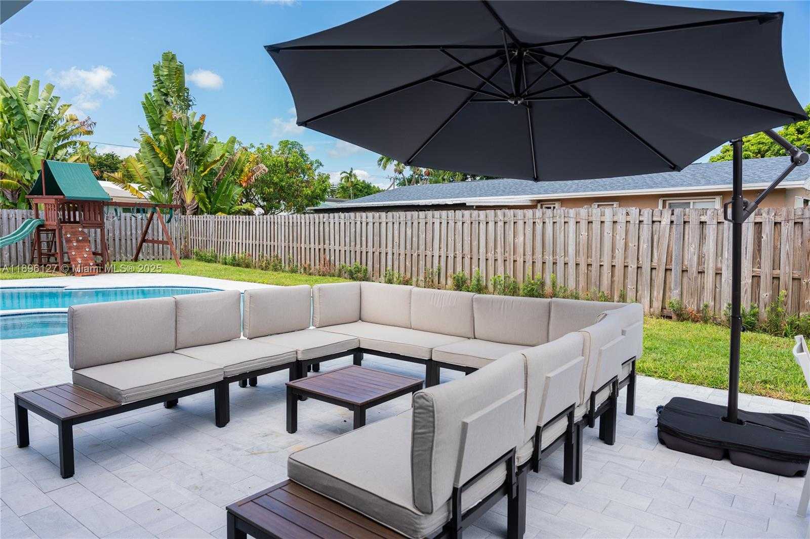Small Image of 8895 SOUTH WEST 197TH TER, Cutler Bay Number 63