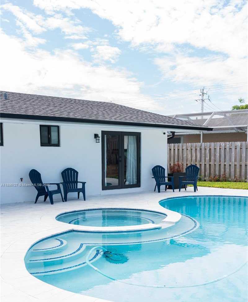 Small Image of 8895 SOUTH WEST 197TH TER, Cutler Bay Number 68