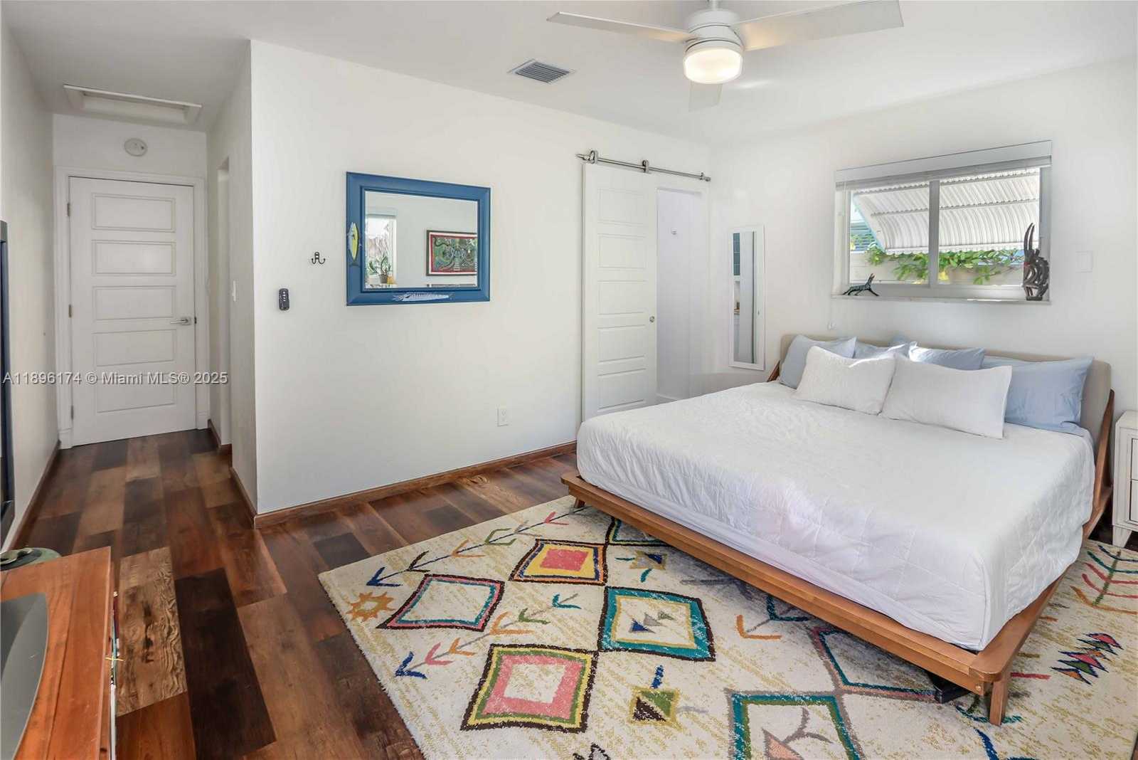 Small Image of 1408 HOLLYWOOD BLVD, Hollywood Number 24