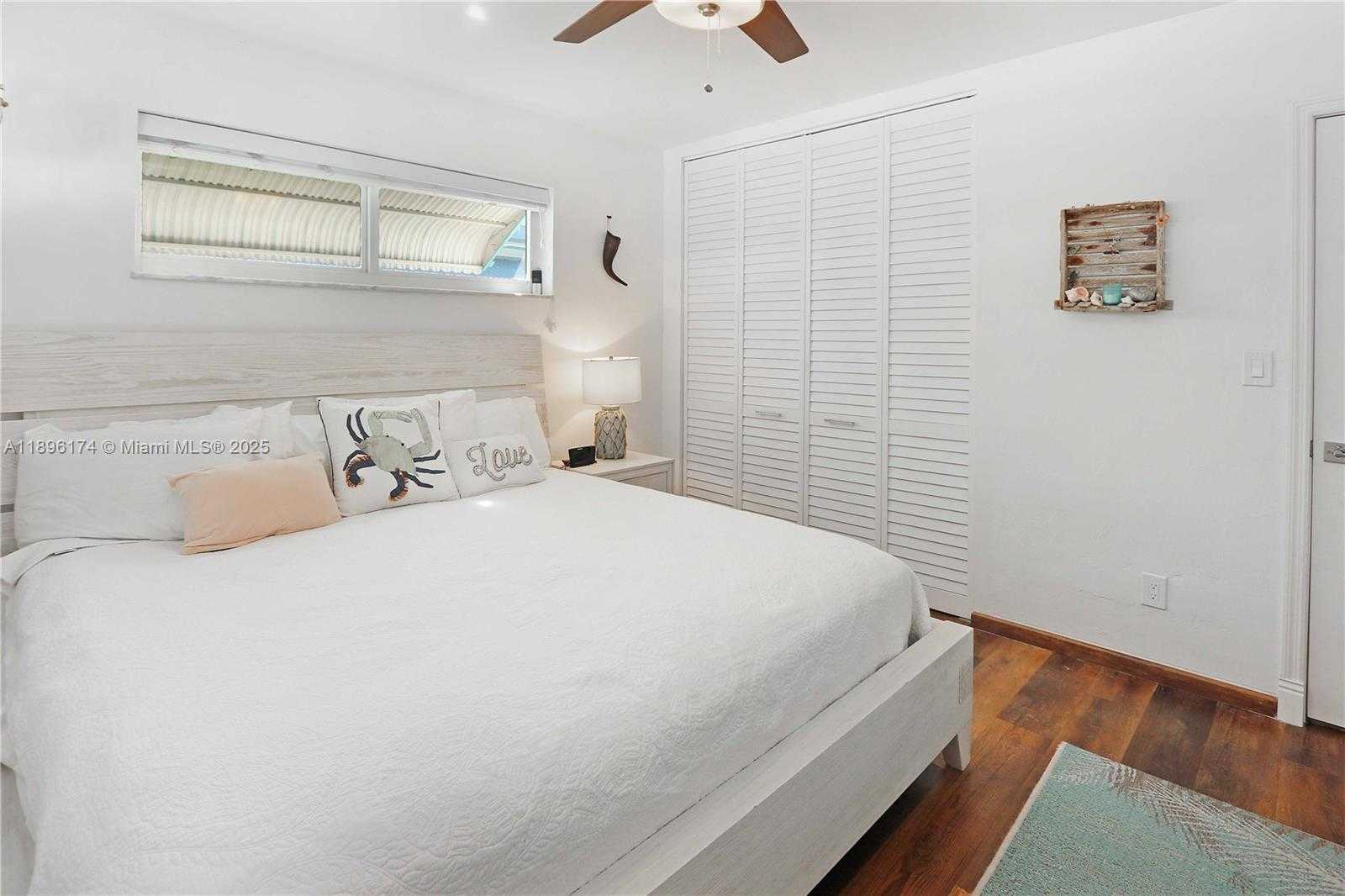 Small Image of 1408 HOLLYWOOD BLVD, Hollywood Number 28