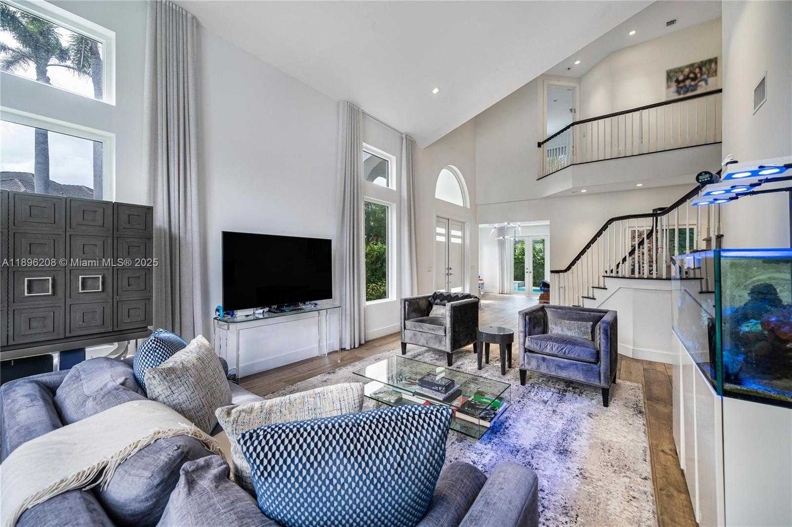 Small Image of 3703 NORTH EAST 199TH ST, Aventura Number 15