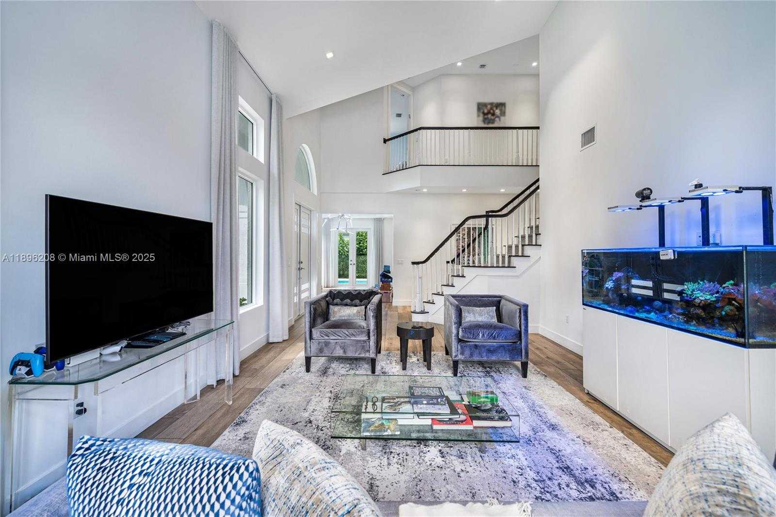 Small Image of 3703 NORTH EAST 199TH ST, Aventura Number 16