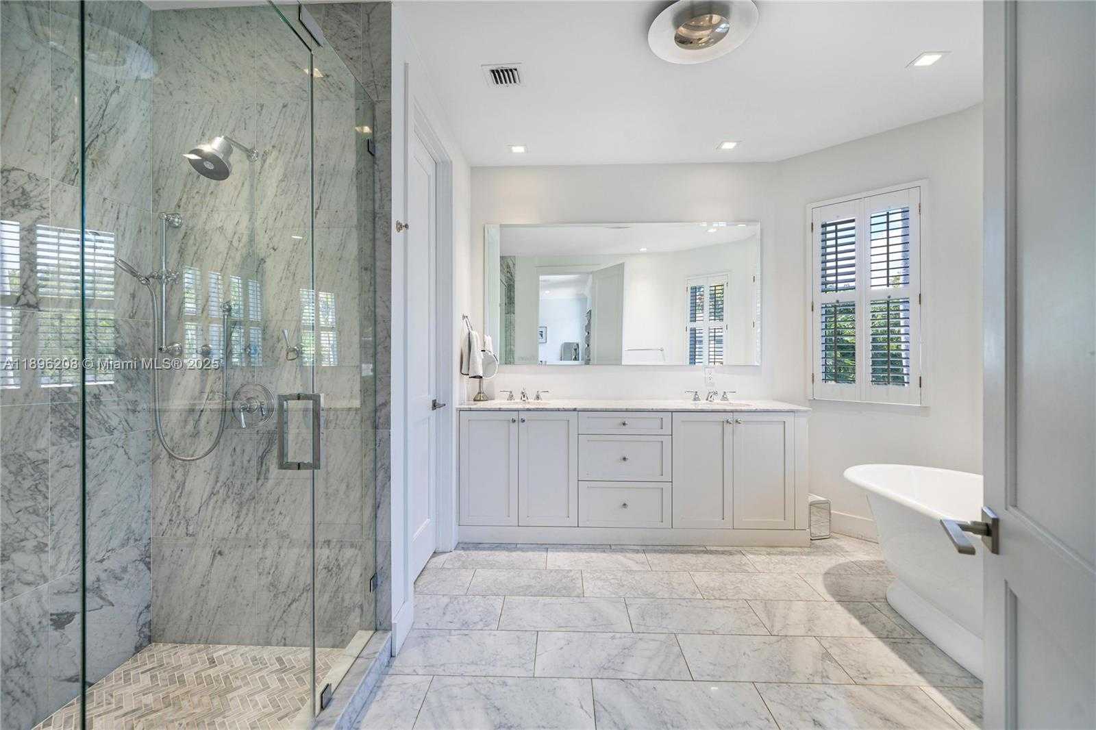 Small Image of 3703 NORTH EAST 199TH ST, Aventura Number 23