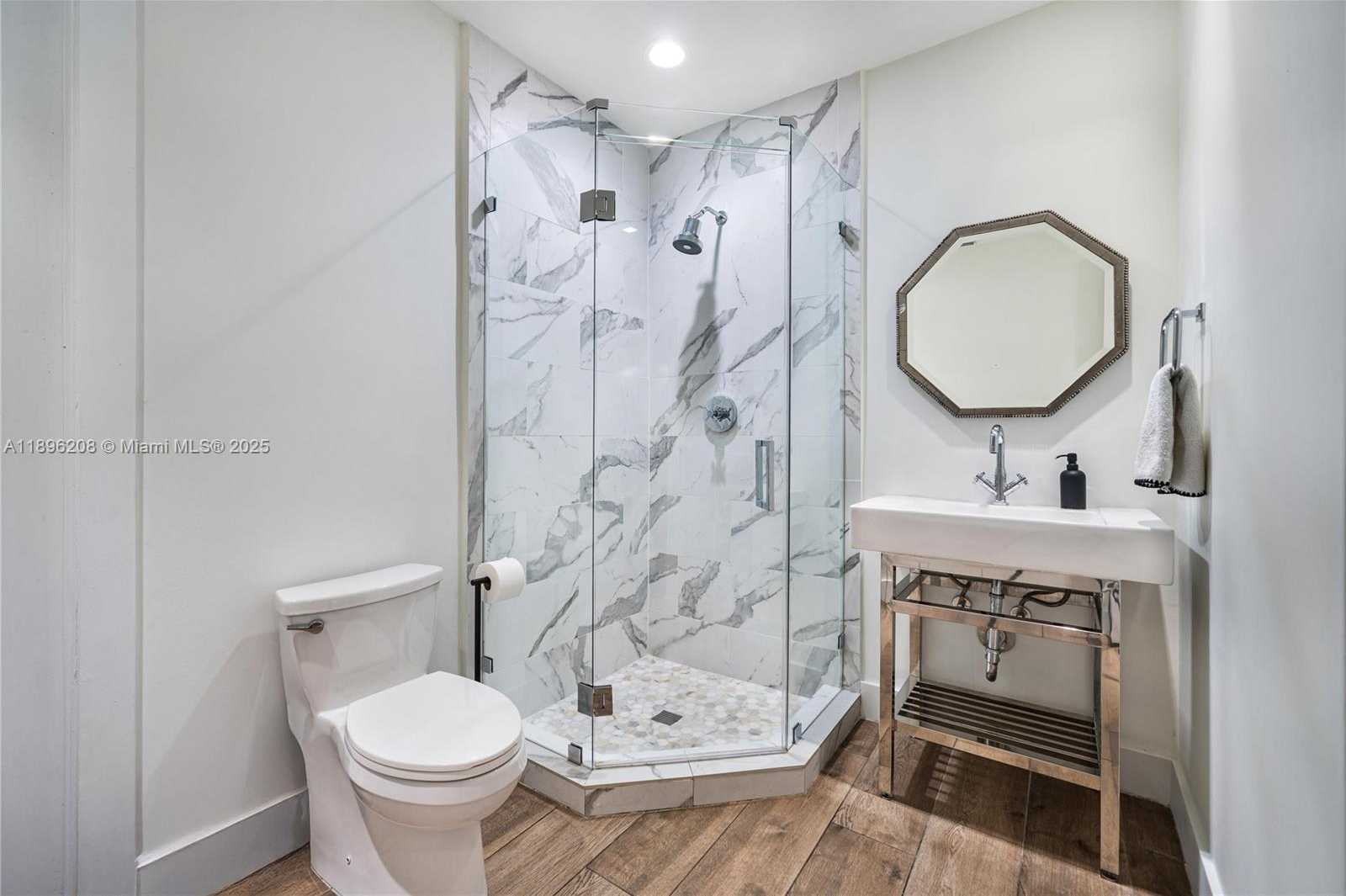 Small Image of 3703 NORTH EAST 199TH ST, Aventura Number 29