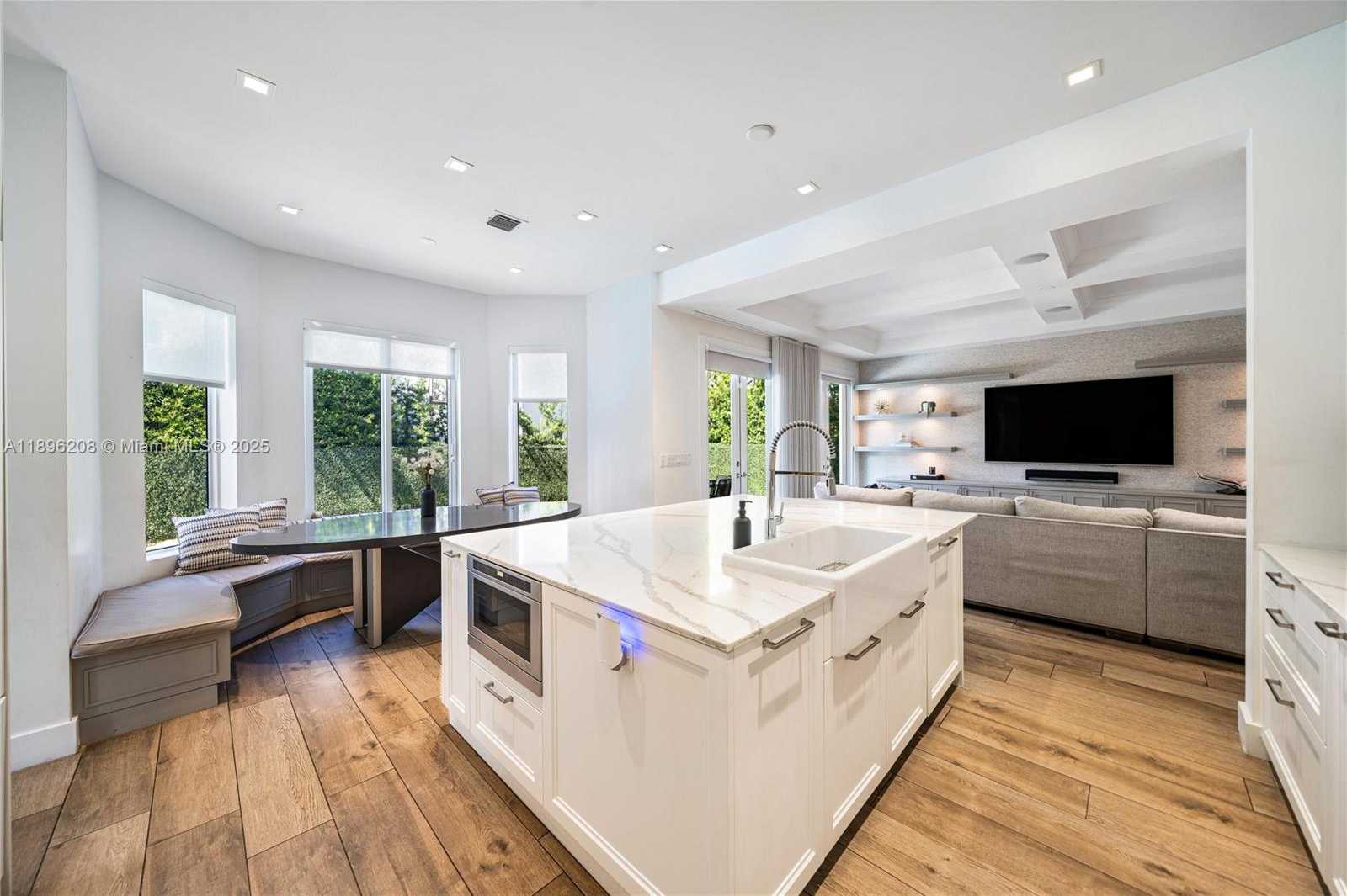 Small Image of 3703 NORTH EAST 199TH ST, Aventura Number 4