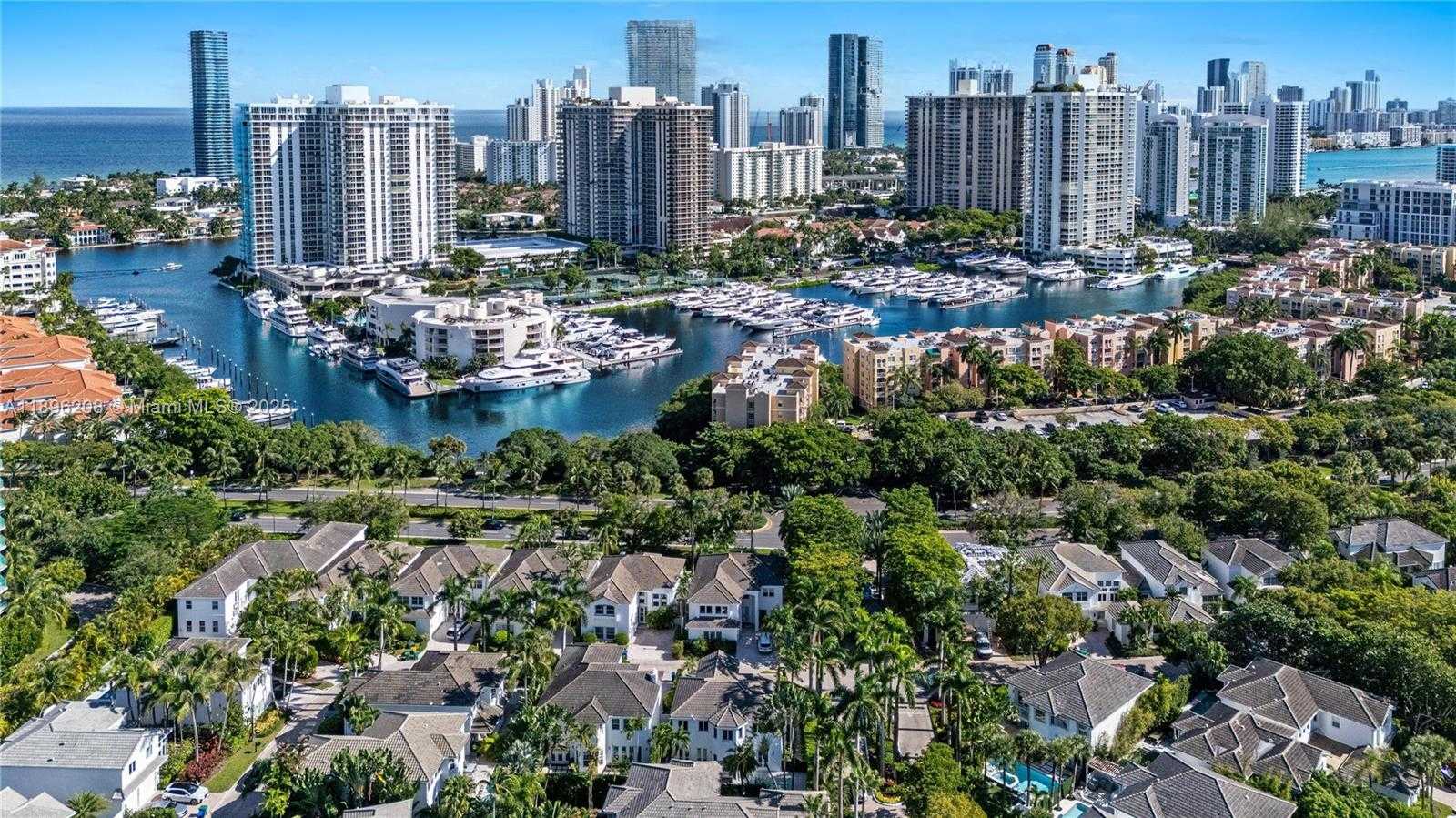 Small Image of 3703 NORTH EAST 199TH ST, Aventura Number 43