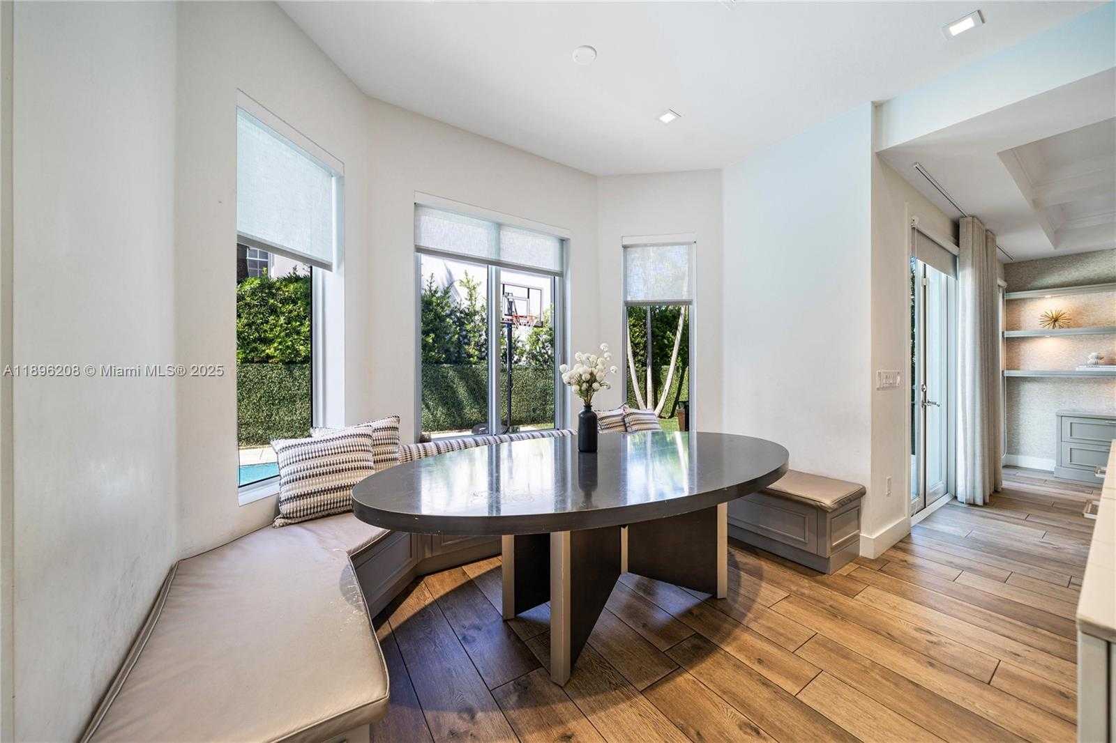 Small Image of 3703 NORTH EAST 199TH ST, Aventura Number 8