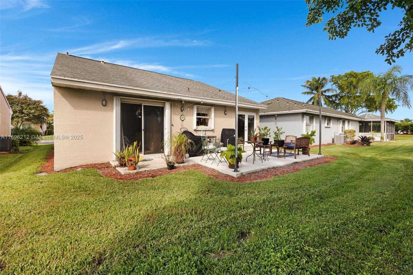 Small Image of 2270 SOUTH EAST 7TH PL, Homestead Number 29