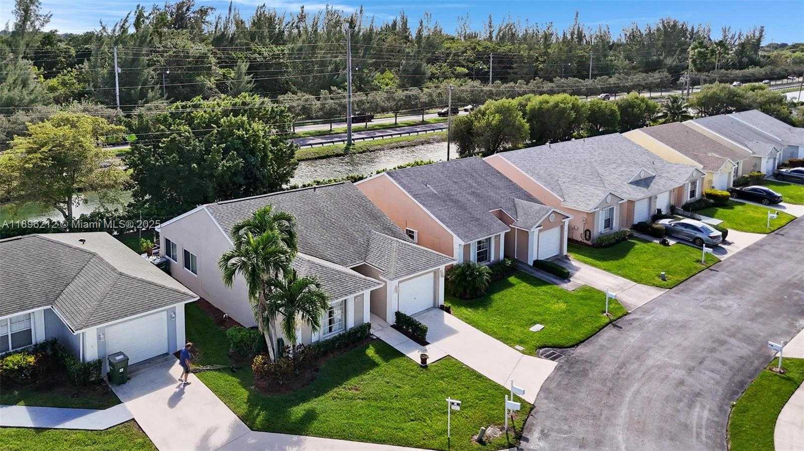 Small Image of 2270 SOUTH EAST 7TH PL, Homestead Number 34