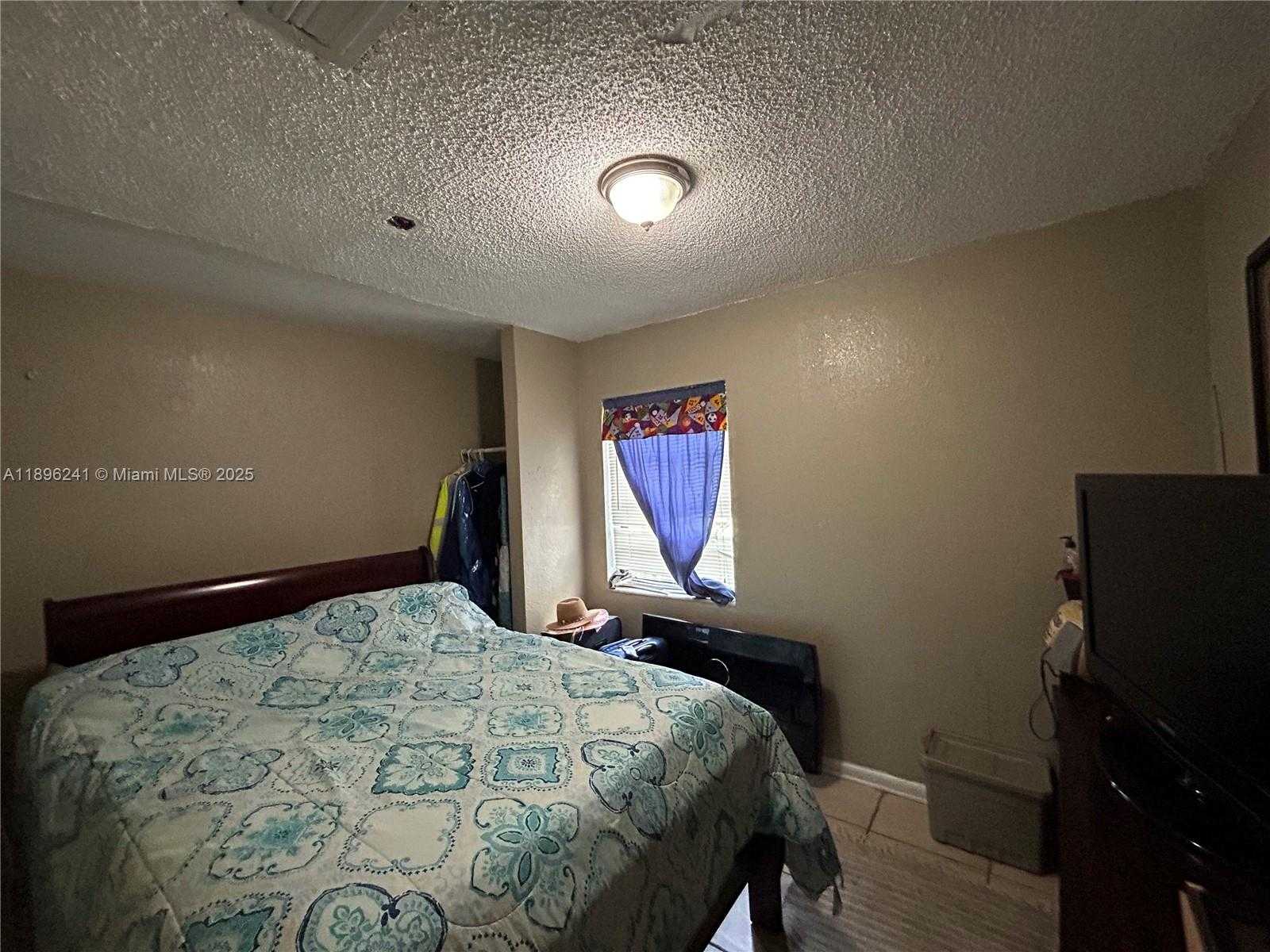 Small Image of 6121 MADISON ST, Hollywood Number 9