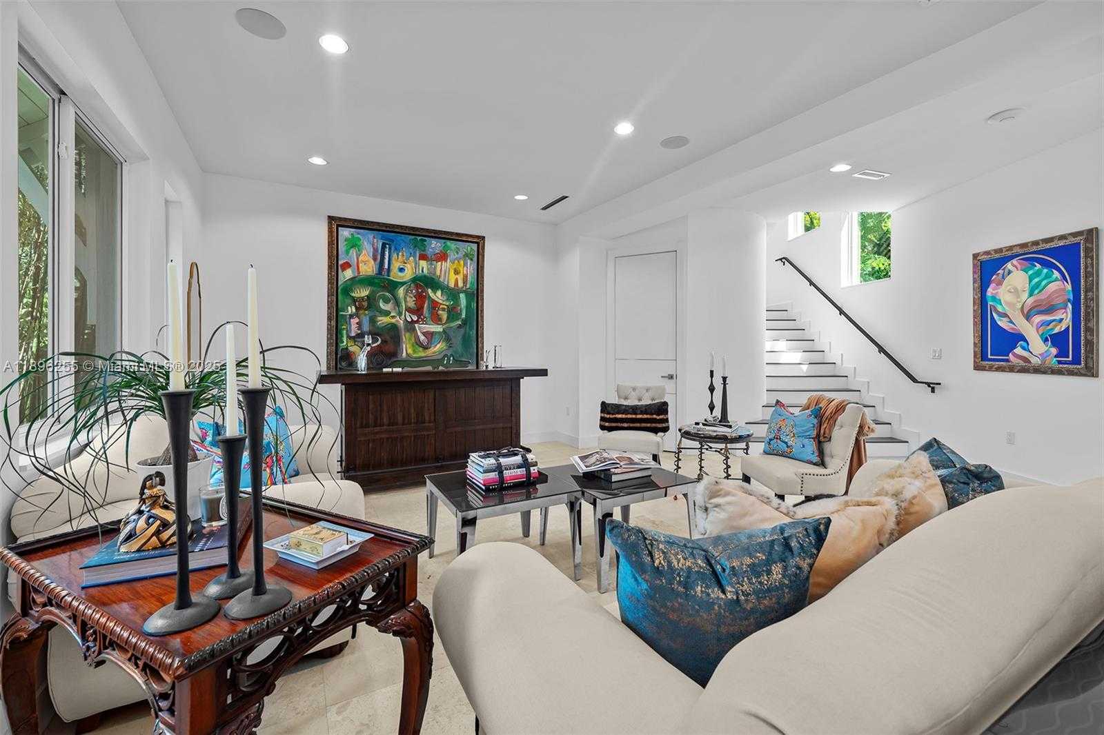 Small Image of 8923 LUDLAM RD, Pinecrest Number 11