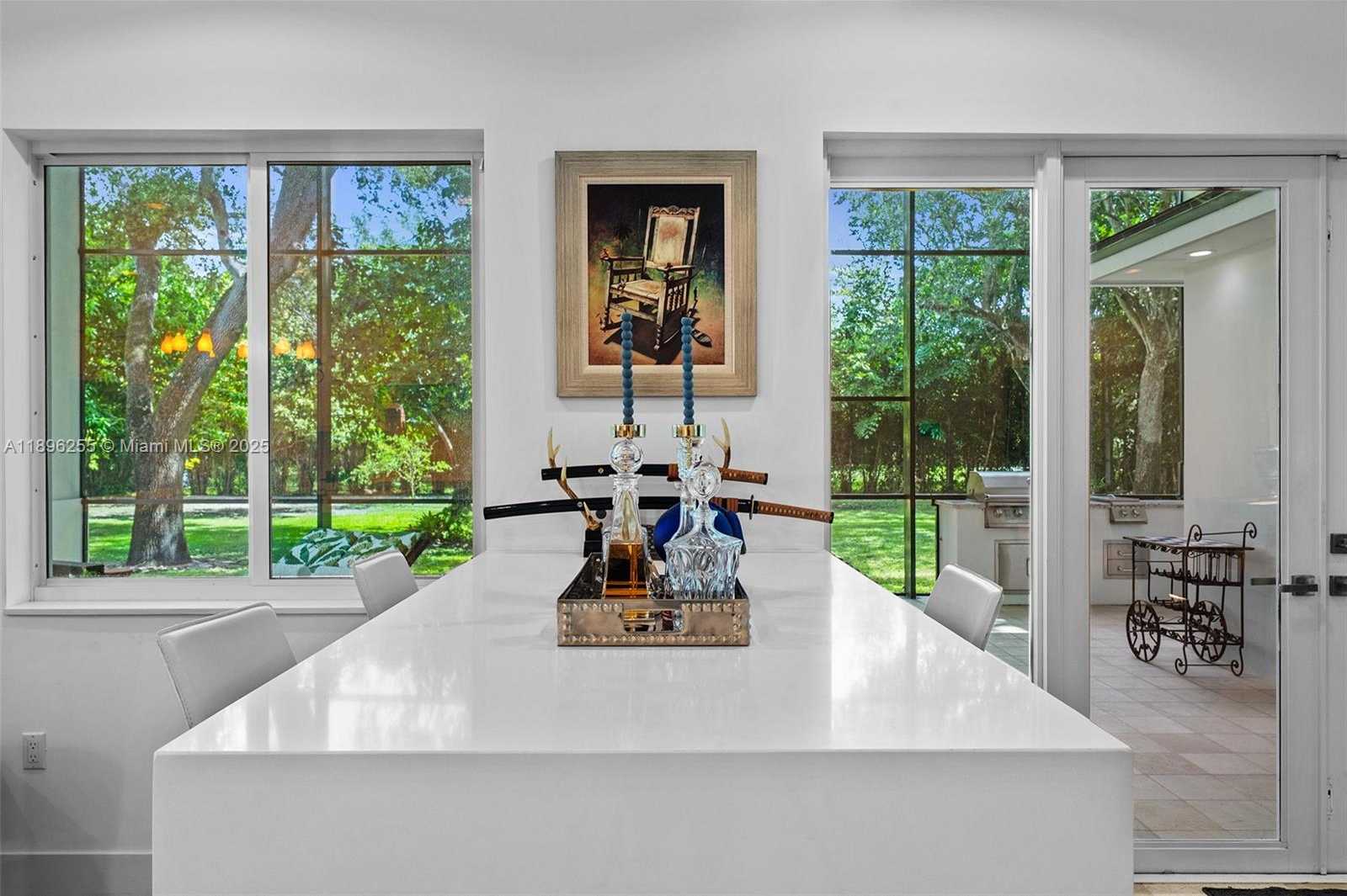 Small Image of 8923 LUDLAM RD, Pinecrest Number 18