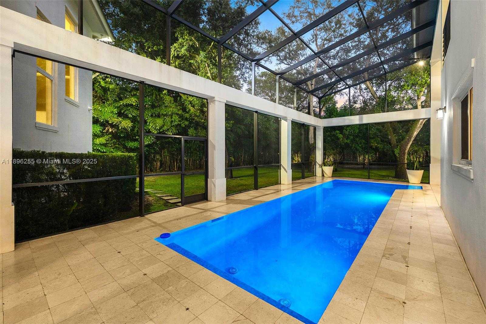 Small Image of 8923 LUDLAM RD, Pinecrest Number 22