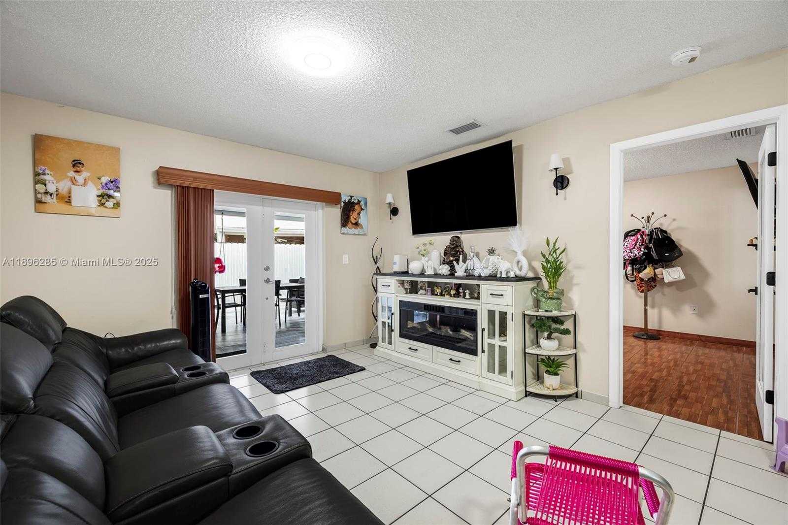 Small Image of 4191 WEST 10TH AVE, Hialeah Number 17