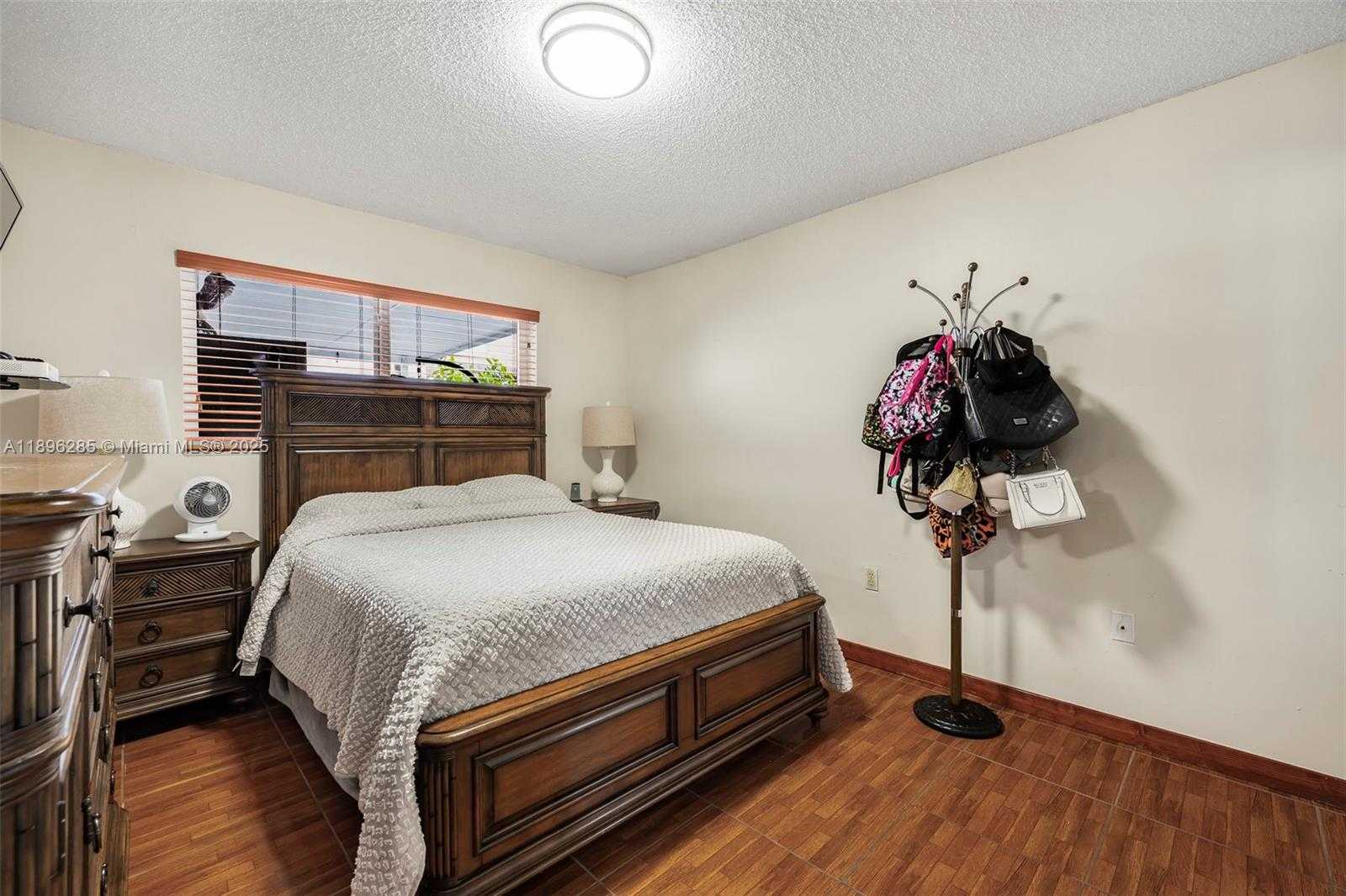 Small Image of 4191 WEST 10TH AVE, Hialeah Number 18