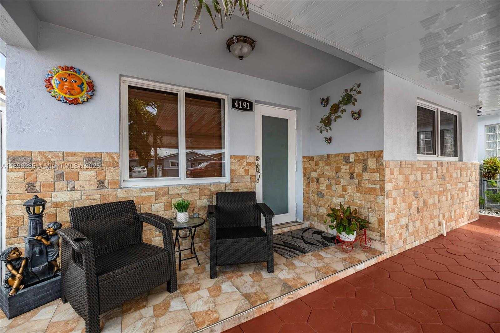 Small Image of 4191 WEST 10TH AVE, Hialeah Number 3