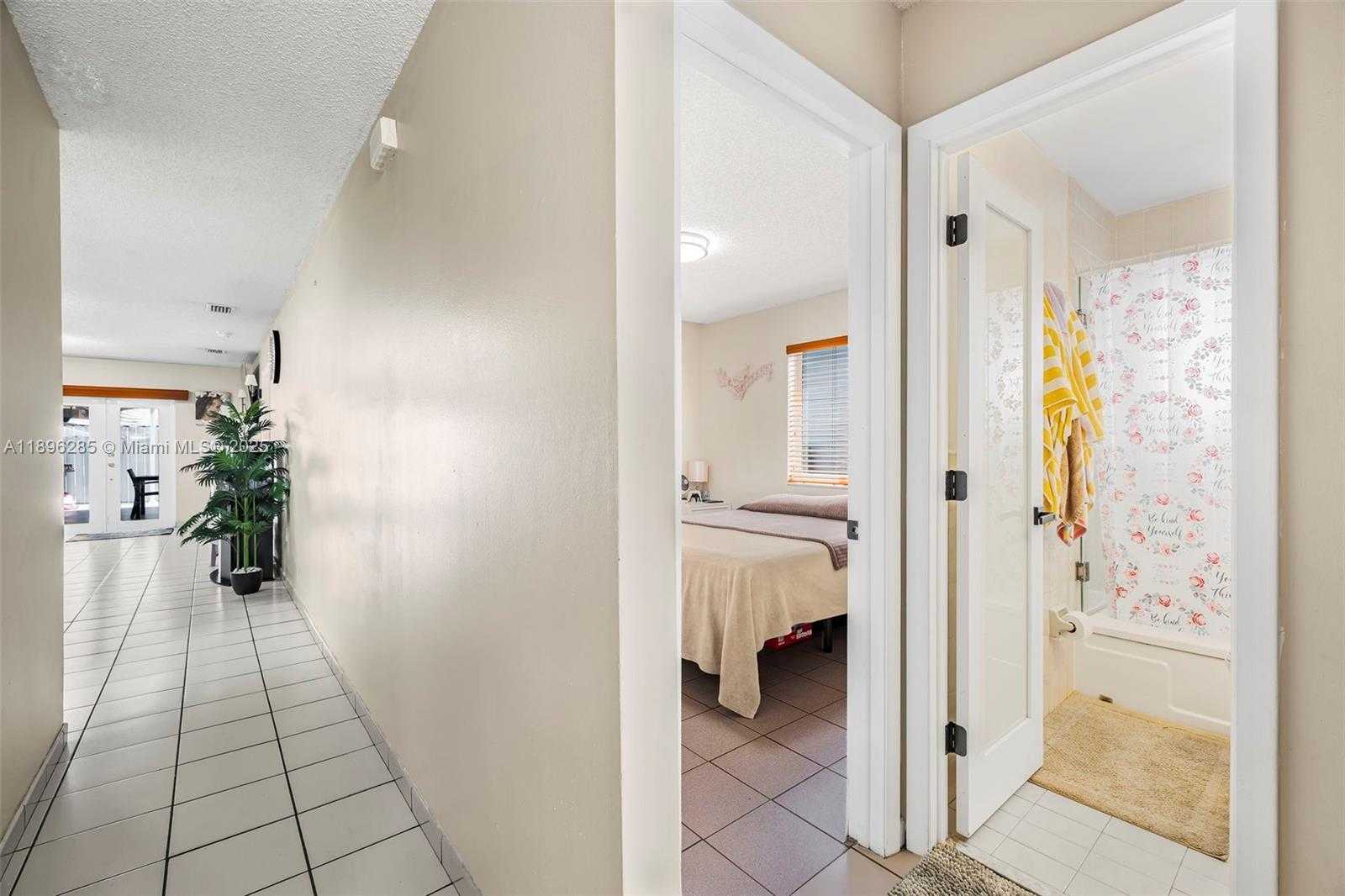 Small Image of 4191 WEST 10TH AVE, Hialeah Number 6