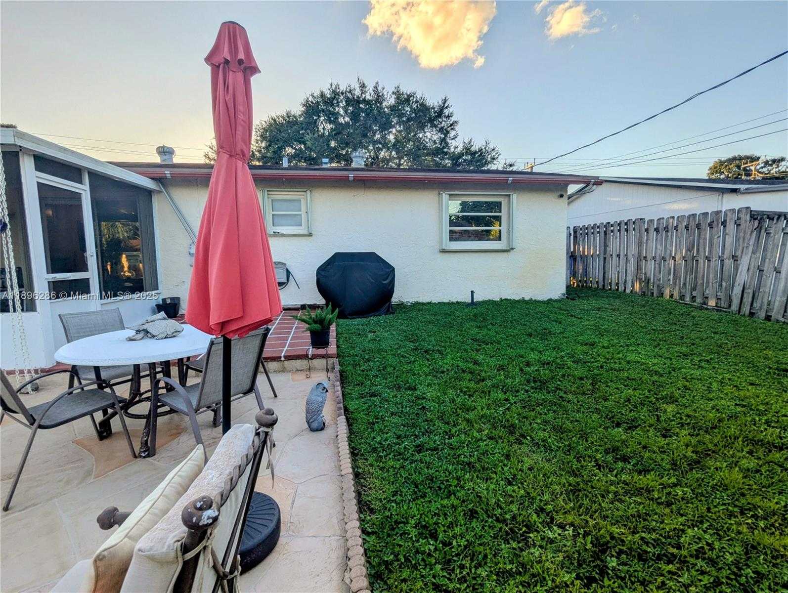 Small Image of 3031 NORTH 74TH AVE, Hollywood Number 15