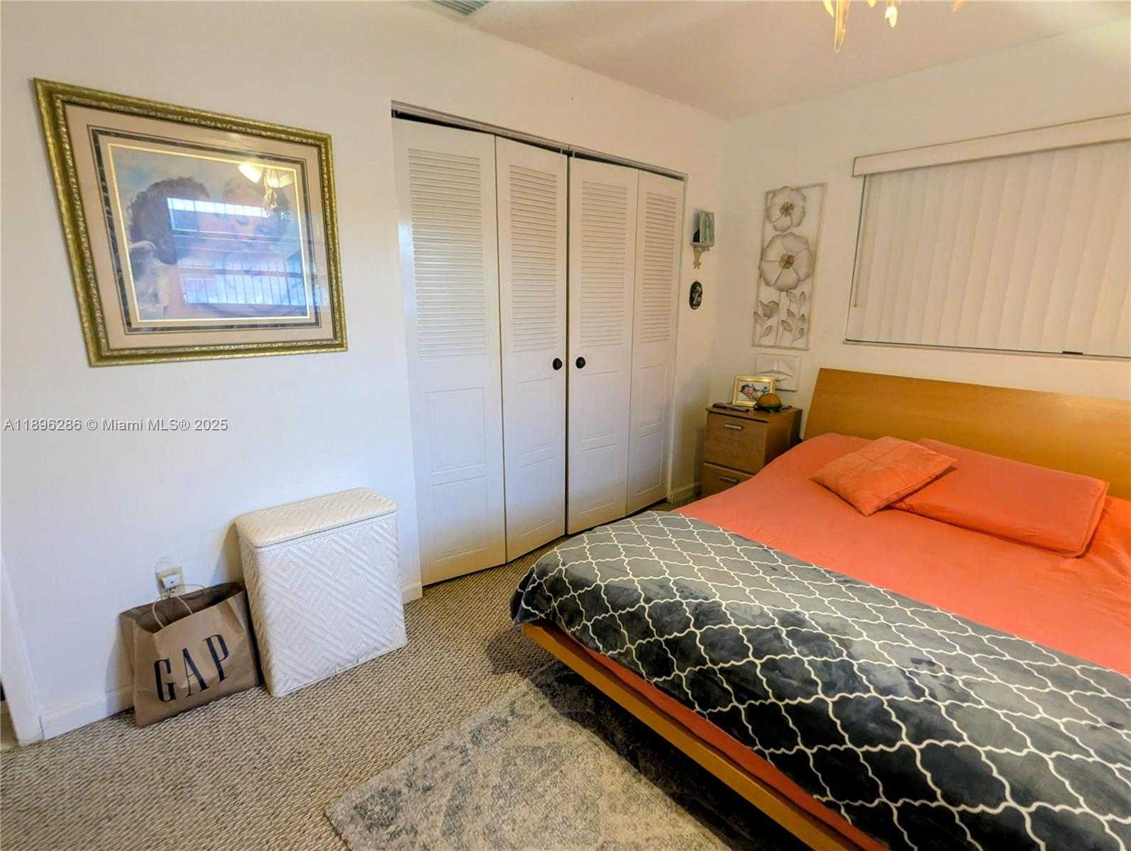Small Image of 3031 NORTH 74TH AVE, Hollywood Number 24