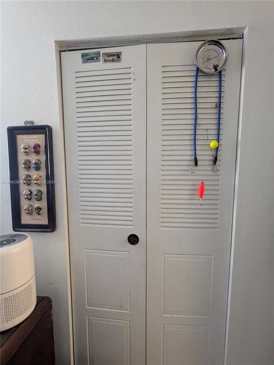 Small Image of 3031 NORTH 74TH AVE, Hollywood Number 27