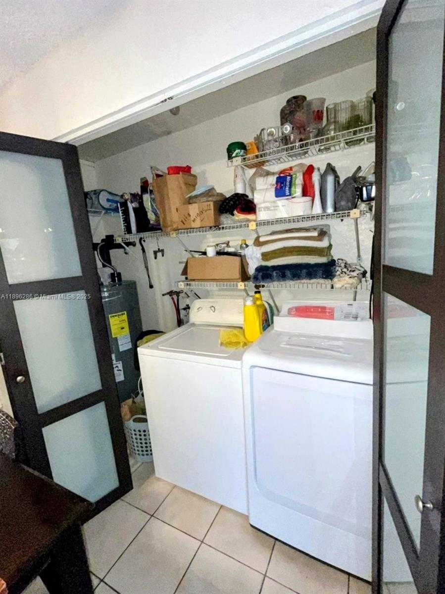 Small Image of 3031 NORTH 74TH AVE, Hollywood Number 34